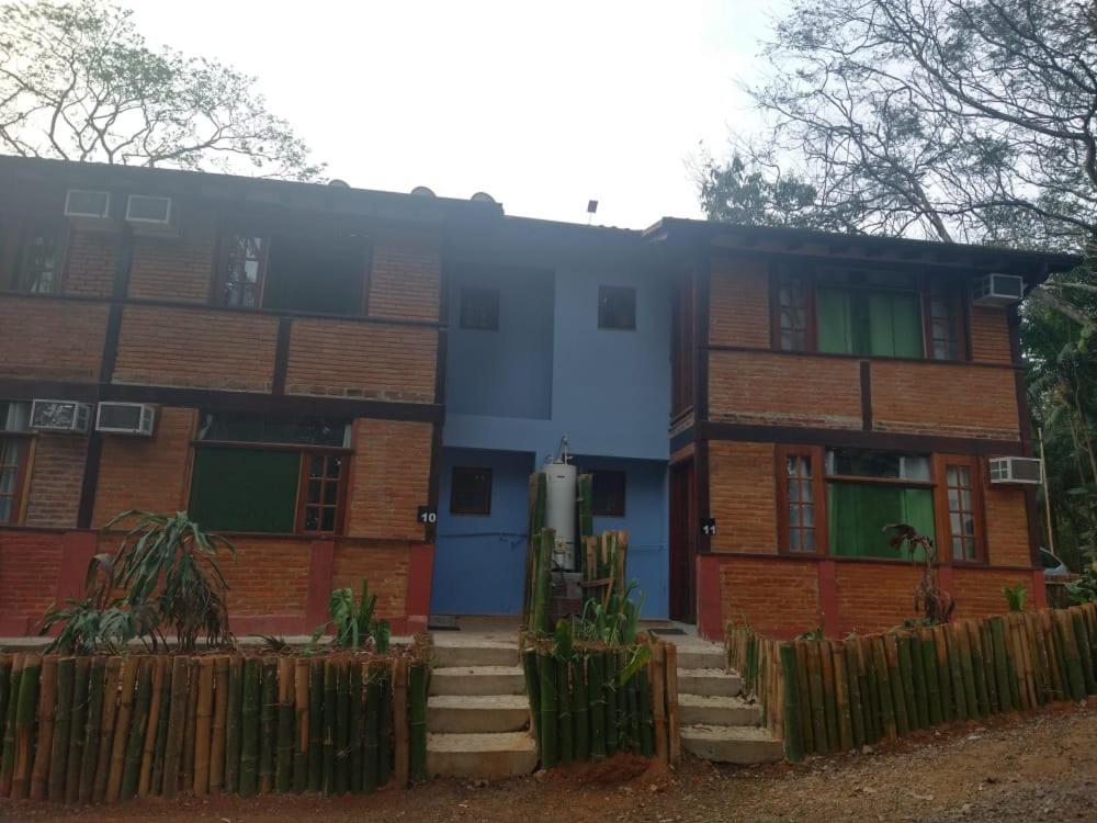 Riacho Da Serra 賓館